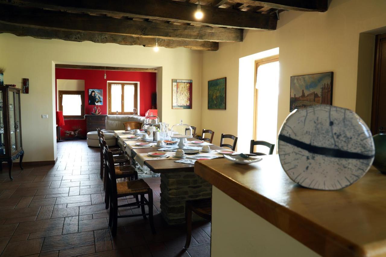 Girfalco Country House Acomodação com café da manhã Urbino Exterior foto